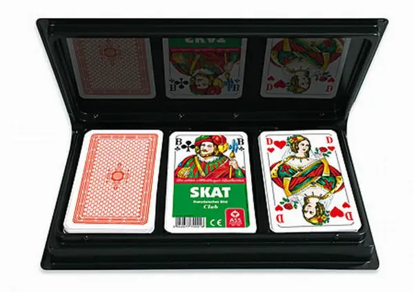 Spielkarten: Skat Rommé Bridge Canasta