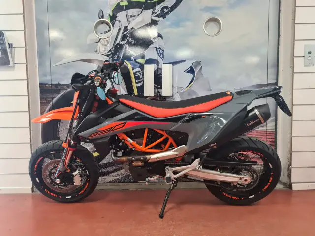 KTM 690 SMC R Supermoto