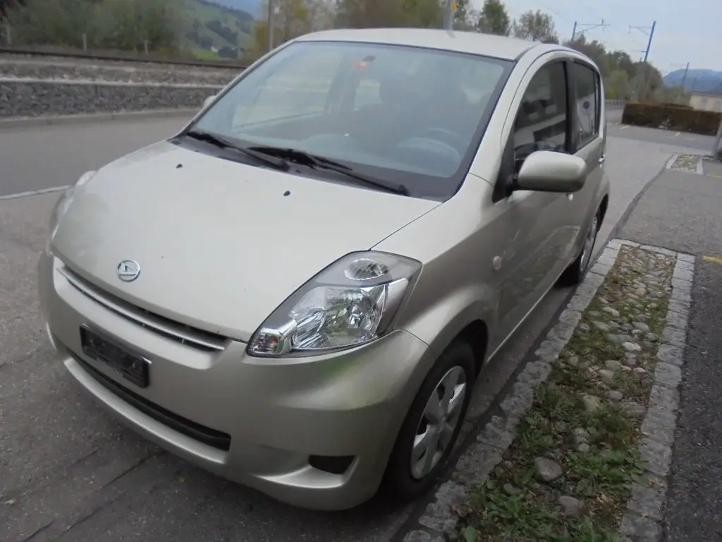 daihatsu sirion 1.3 eco 4wd