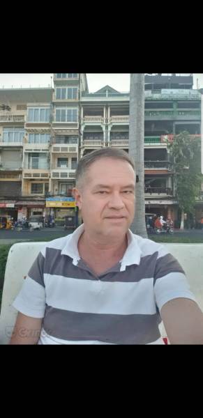 Cherche homme très mature