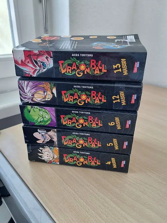 Dragonball Massiv Comic Bücher