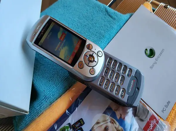 Sony Ericsson S700i Sideslide Rarität in Originalverpackung