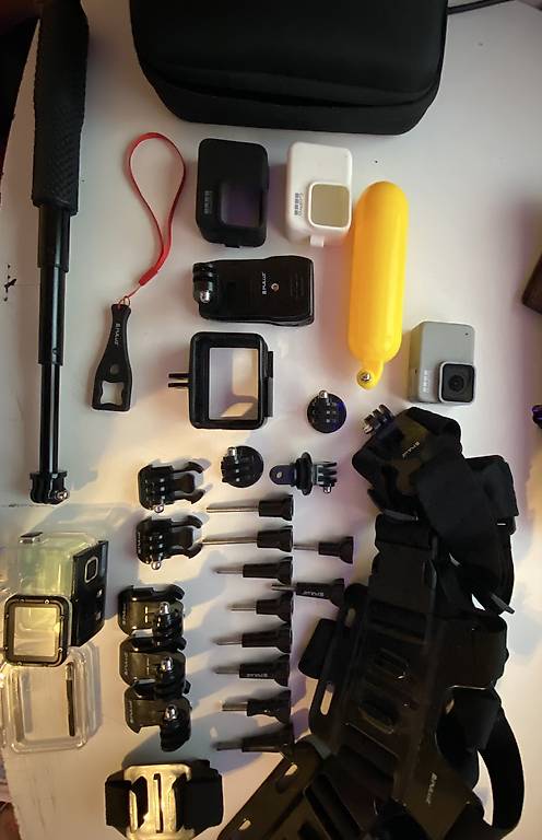 GoPro Hero 7 White mit viel Zubehör