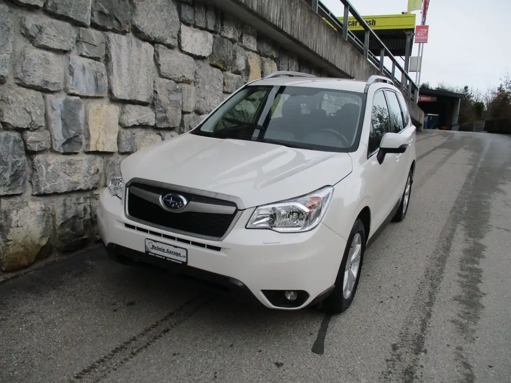 SUBARU Forester Station 2.0 D Swiss