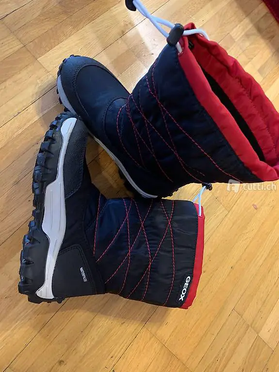 Geox Stiefel neu Grösse 31
