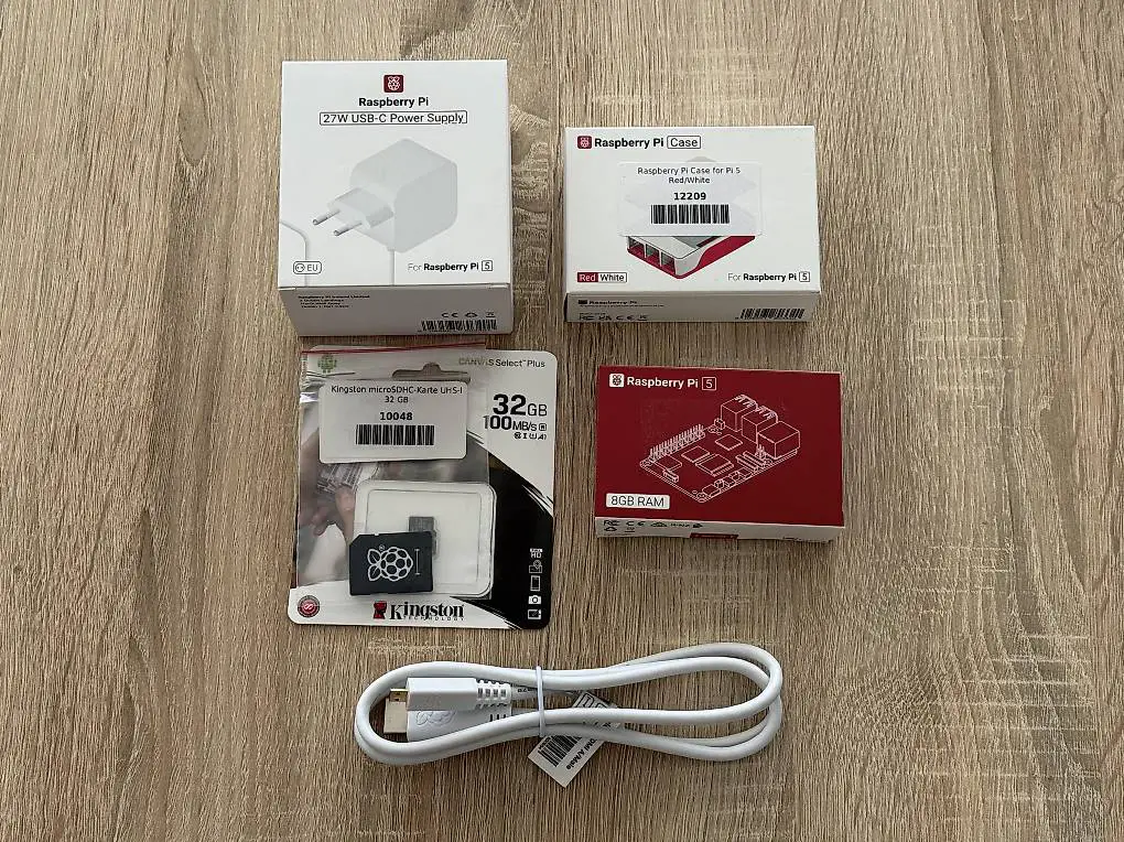 Raspberry Pi 5 Model B Starter Kit - 8GB RAM / 32GB SD-Karte