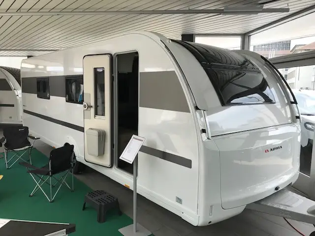 Adria Alpina 663 HT, Wohnmobil / Wohnwagen