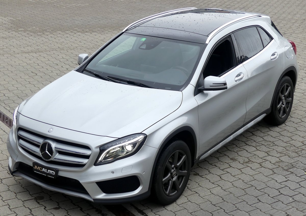 mercedes-benz gla 250 amg line 4matic
