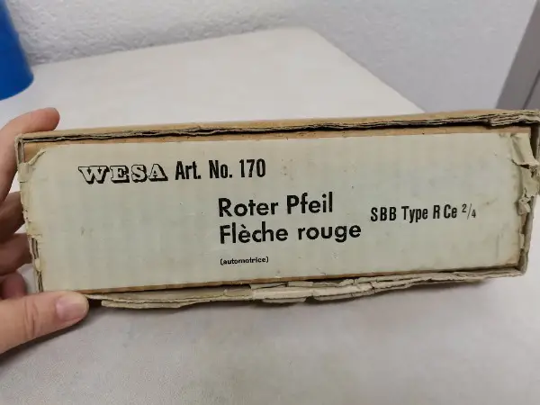 WESA Roter Pfeil, mit Schachtel