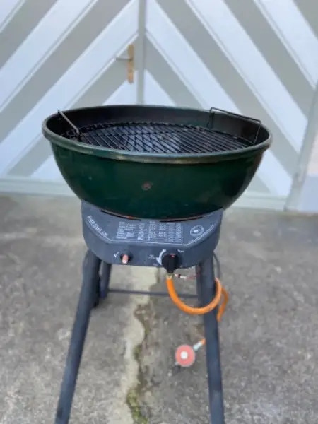 Grill Outdoorchef mit Abdeckhaube