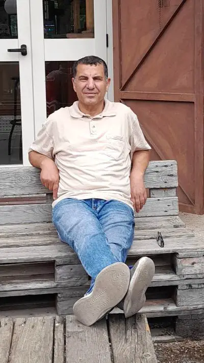 Cerco donna seria per una relazione duratura