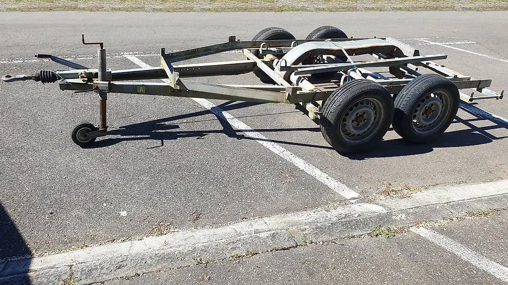 Anhänger Pferde Vieh Tiere Traktor Bagger Anhängerchassis