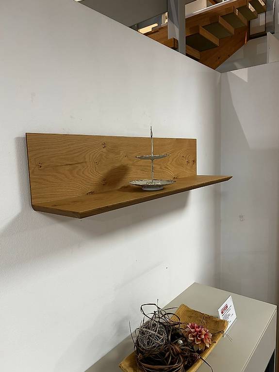 Wandtablar ab Ausstellung