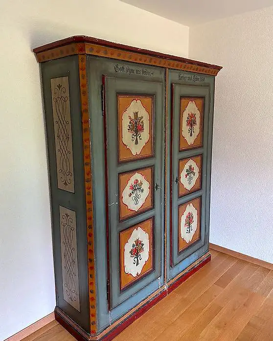 Bauernschrank Zweitürer 1810