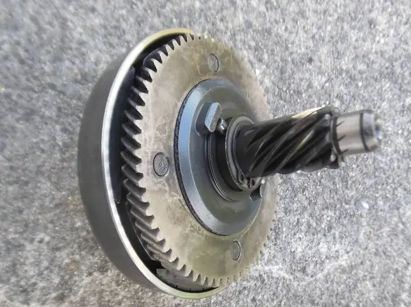 Diverse Mofasachs Getriebe u.Kupplungsteile.