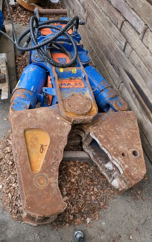 Betonbeisser Trevi Benne MA 25