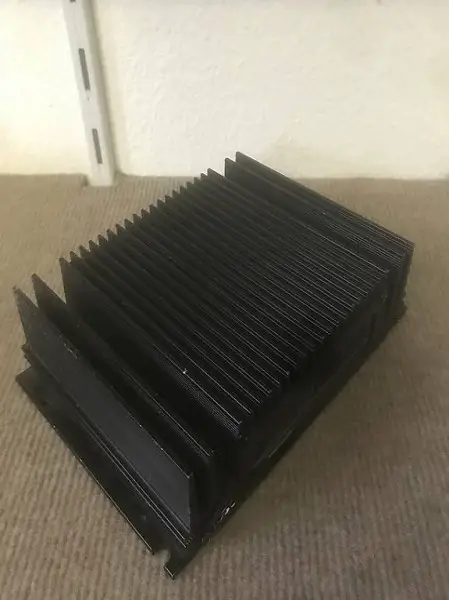  Hyundai (i40) AMP-80VFR Endstufe