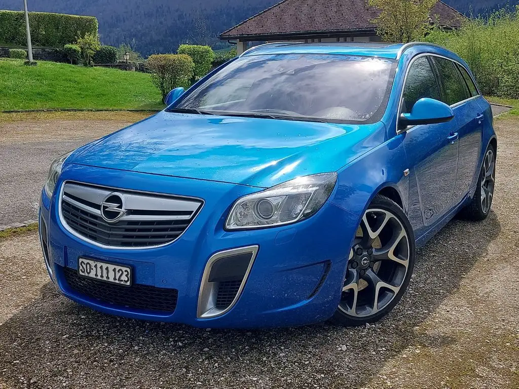 OPEL Insignia Sports Tourer 2.8 V6 T 4x4 OPC