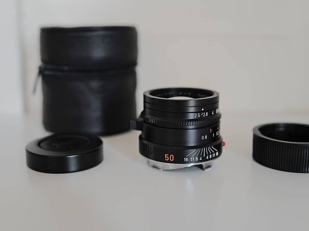 Leica Summarit 50mm f2.5 mit Köcher
