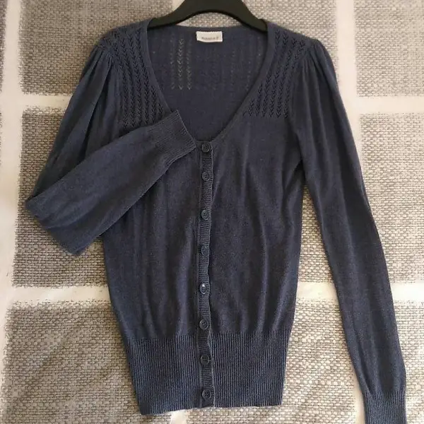 offenes, blaues Jäckchen S inkl. Versand