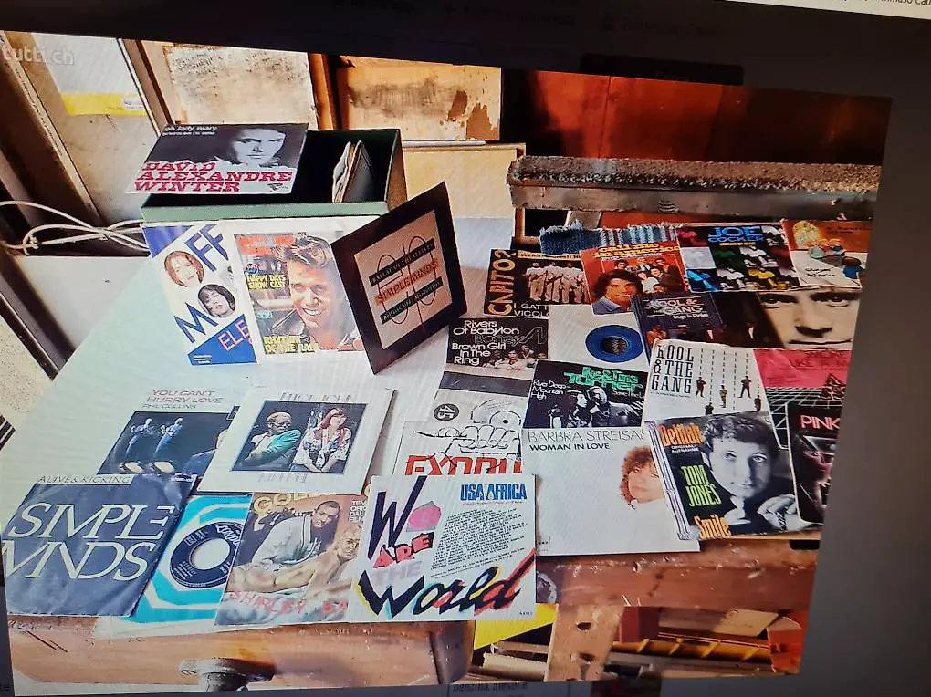 Pz 30 dischi 45 giri .anni 60/70/80