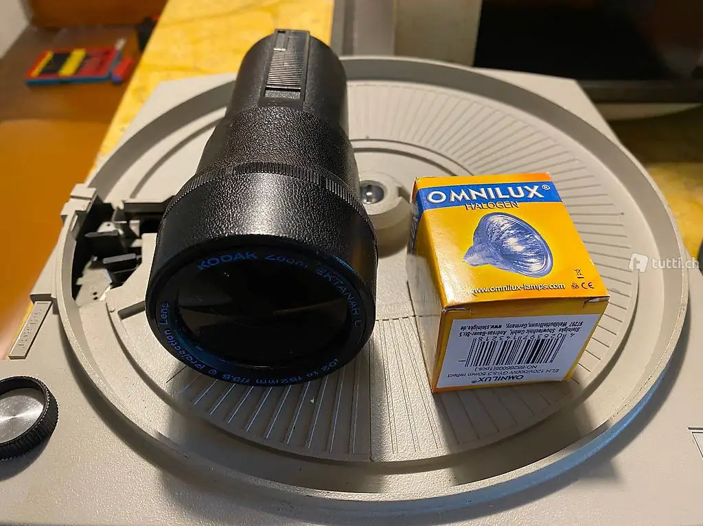 Objeitiv Ektanar 4-6" für Kodak Carousel, Zahnstange