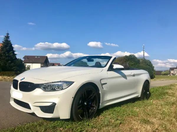 BMW M4, weiss