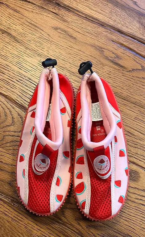 Wasserschuhe Gr. 29 neu ungetragen