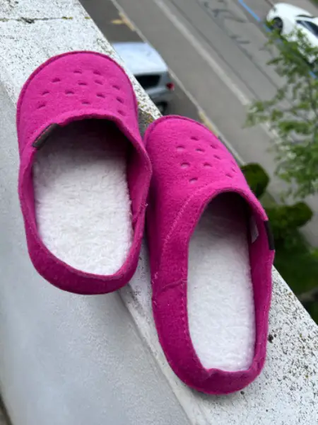 Hausschuhe CROCS