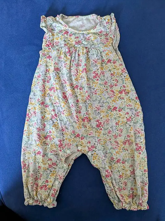 Strampler Uniqlo 12-18mt