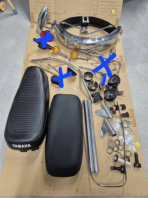 Yamaha RD 250 352 div. Teile