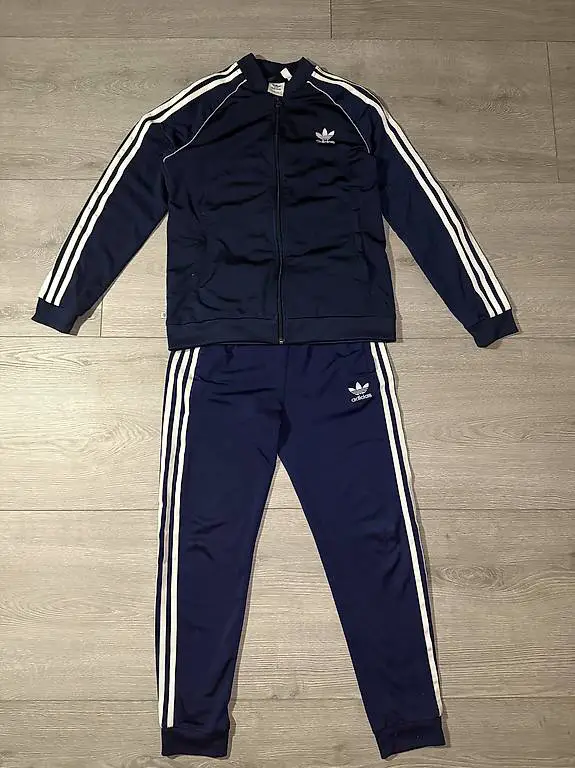 Adidas Trainingsanzug, Top Zustand, Grösse 164 (13-14 Jahre)