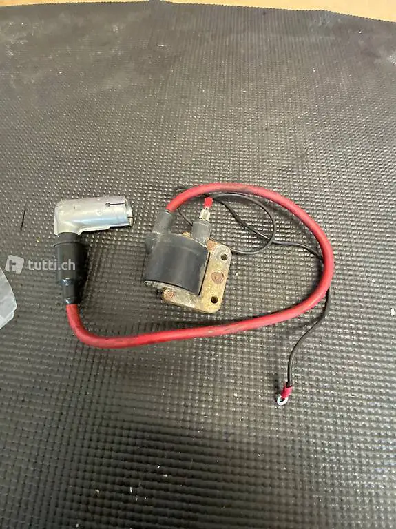 Vespa 50 V5A1 6Volt Zündspule mit Kerzenstecker