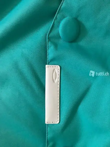 Oakley Jacke Gr. XL Winter, neuwertig