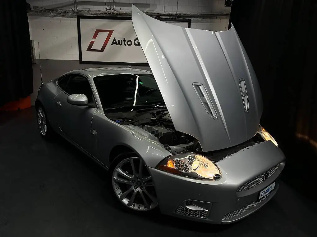 Jaguar XKR Coupé 4.2 V8 Supercharged Frisch MFK & Service