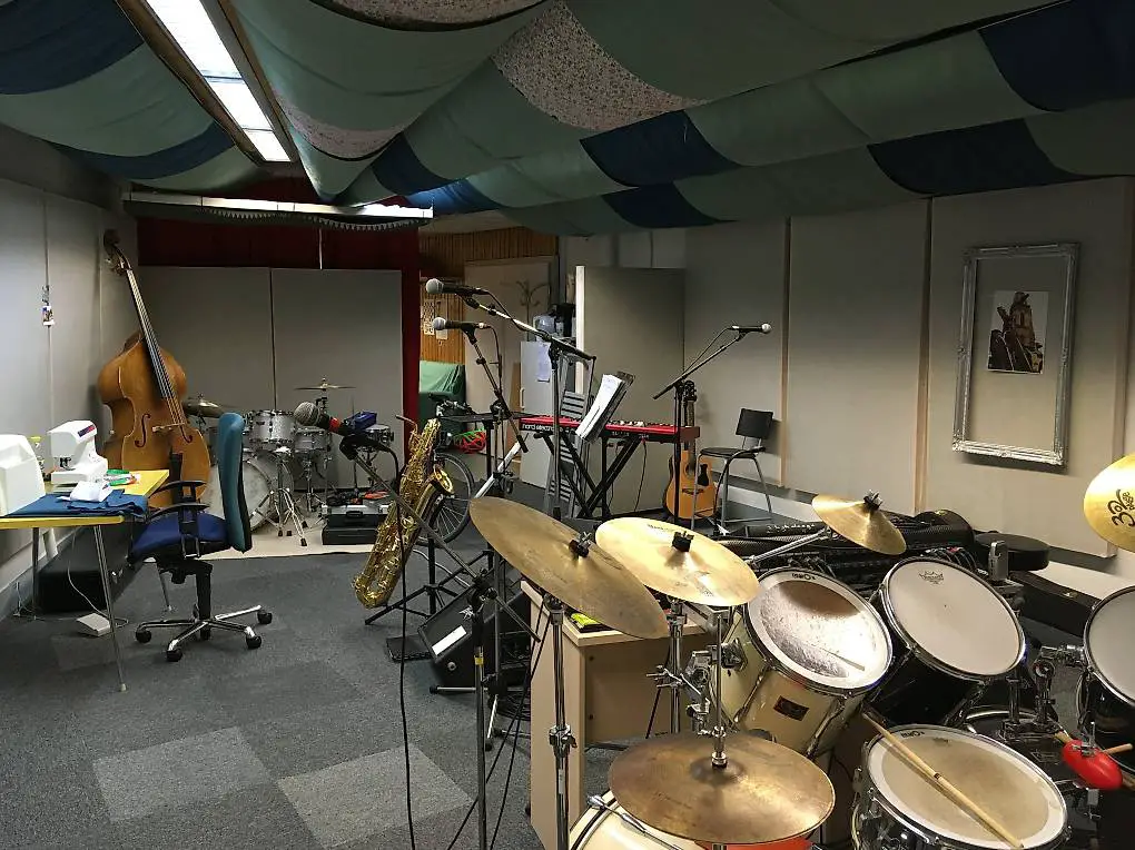 Nachfolge gesucht für tollen Musikproberaum / Bandraum im Ze