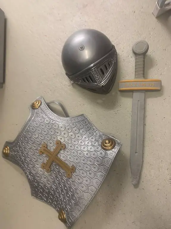 Ritter Zubehör - Schwert, Helm, Brustpanzer