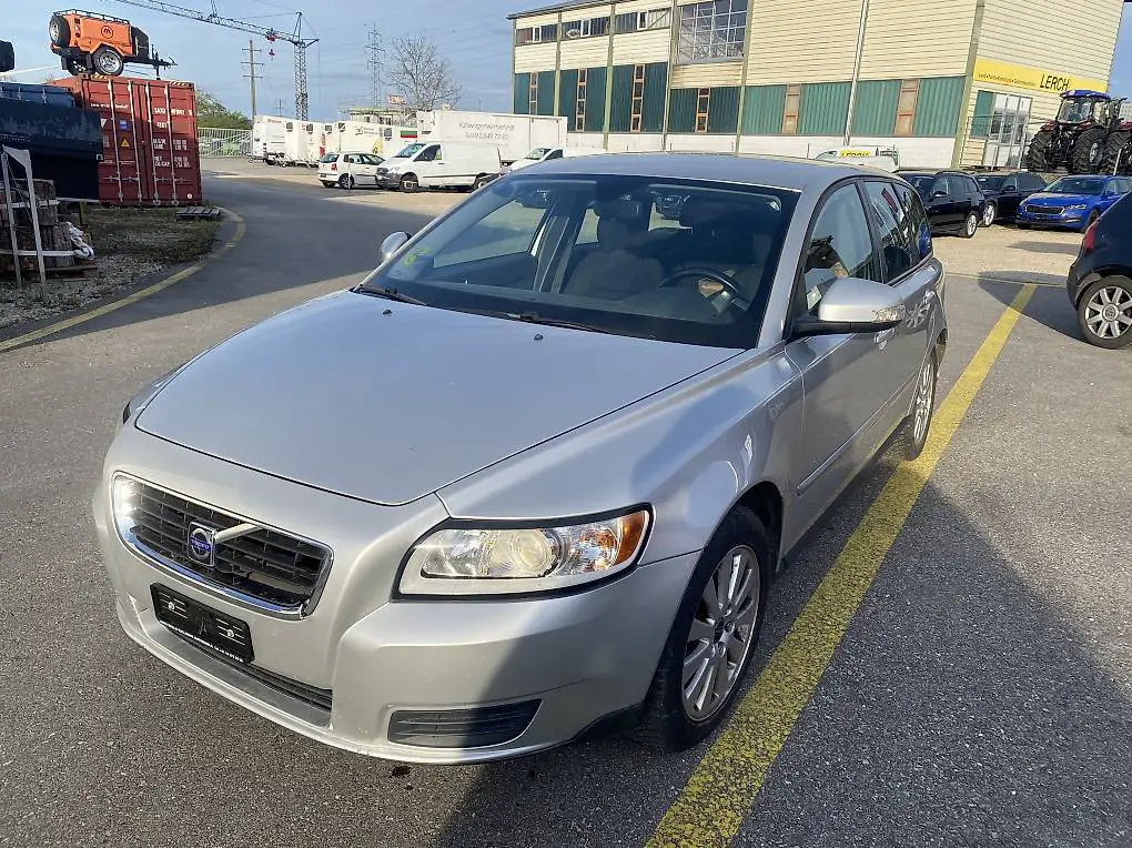Volvo V50 2.4i Benziner Aut., 2009, 140PS, 230Tkm, MFK 1.25