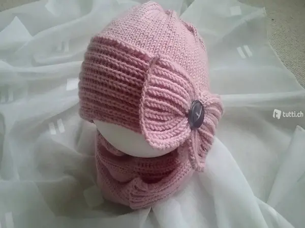 Mütze mit Loopschal