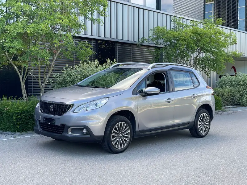 PEUGEOT 2008 1.2 PureTech Active