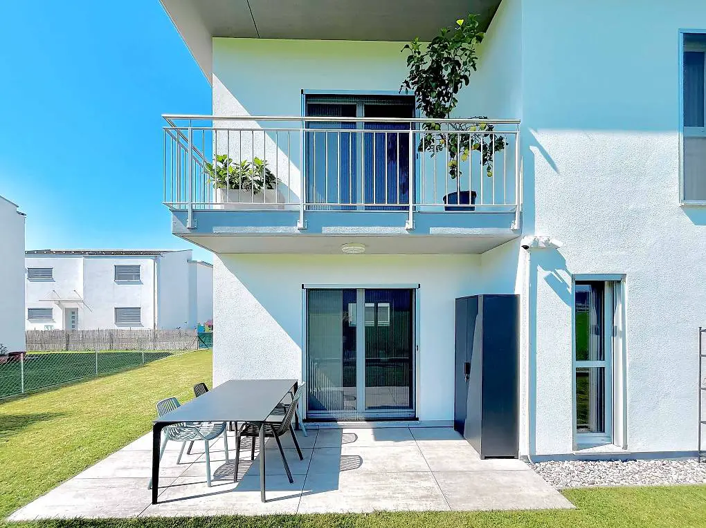 Villetta monofamiliare con giardino e garage