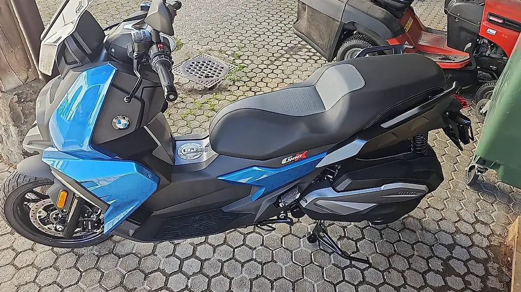 BMW C400X neuwertig