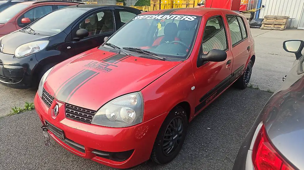 renault clio 1.2 collaudata e serviziata