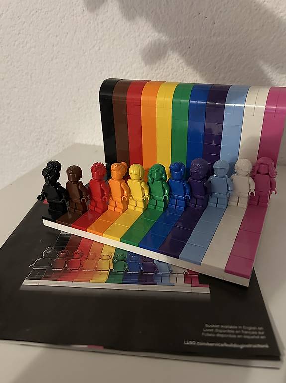 Lego Regenbogen Figuren mit Bauanleitungen