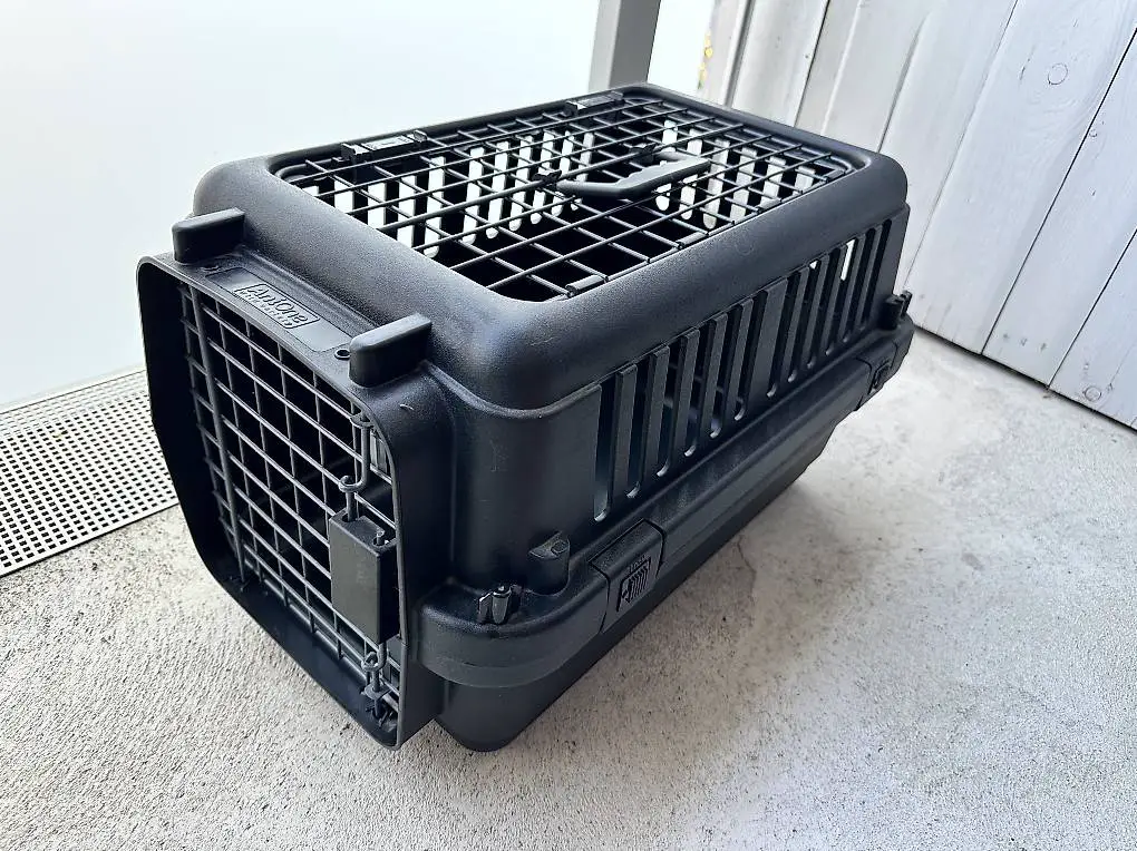 Transportbox für Haustiere (Katzen, Kleinhunden, etc.)