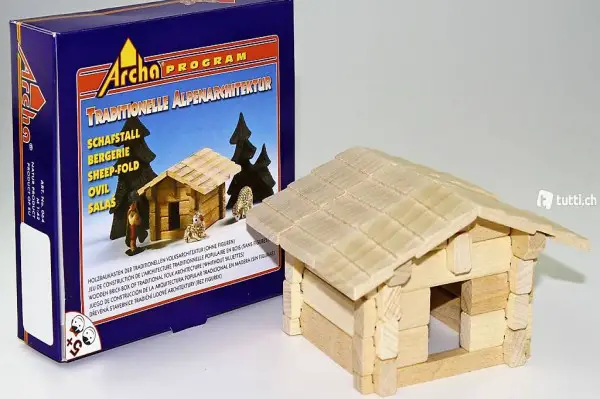  Holzbaukasten ?Schafstall Alpen? mit 29 Einzelteilen