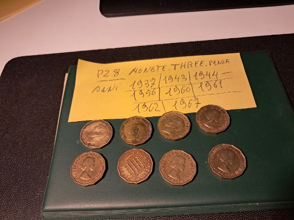 Pz 8 monete da tre peng