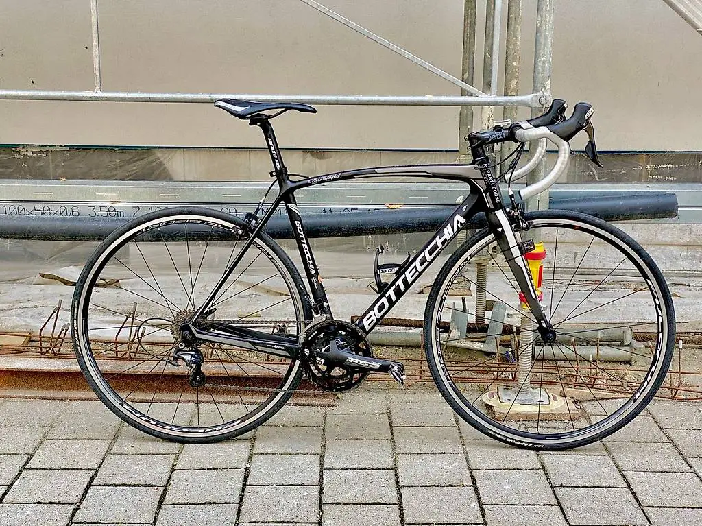 wie neu rennvelo bottecchia 54cm carbon ultegra/105