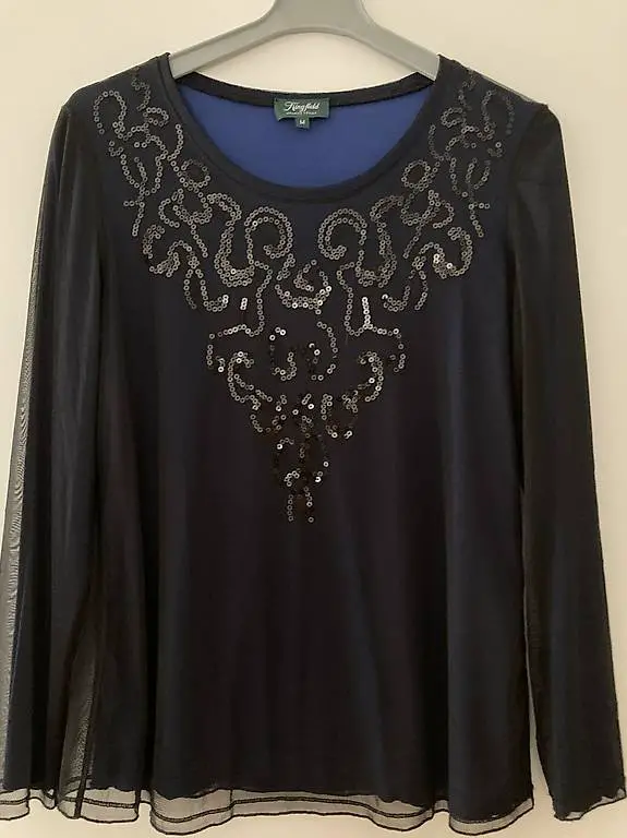 Elegantes Blusenshirt --- Grösse M --- Neuwertig