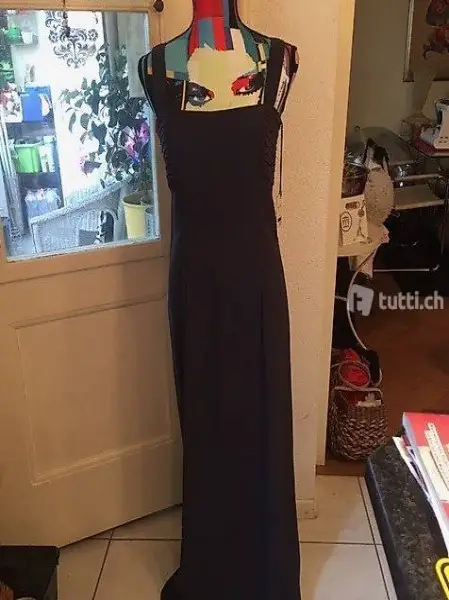 schönes Roman Keflay Kleid